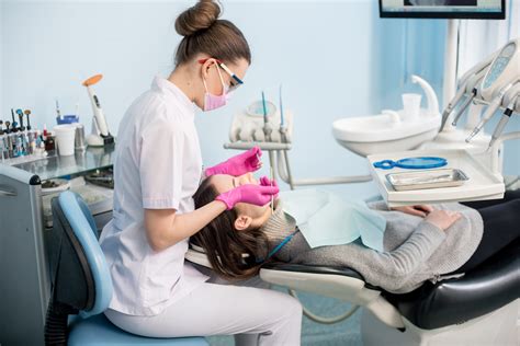 Dental Hygienist London .